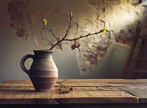 Vintage vaas met tak...