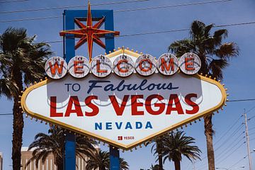 Welcome to Fabulous Las Vegas Nevada - Sign van Pleuni van der Pas