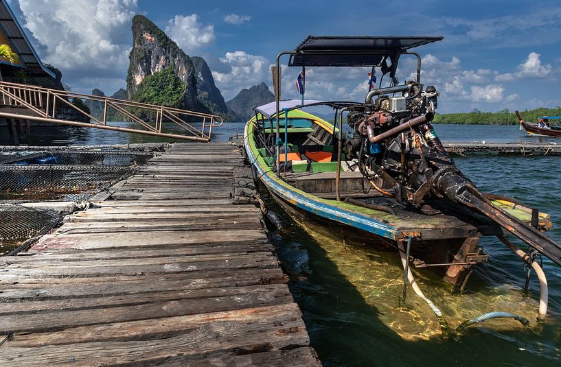 Longtail boat sur l'ancienne jetée par Alex Neumayer