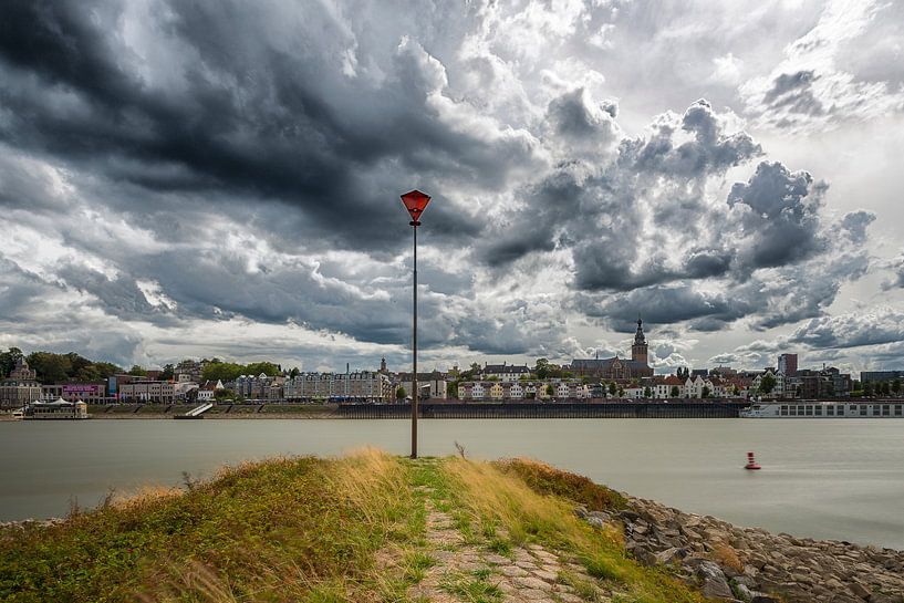 Wolken boven Nijmegen par Maerten Prins