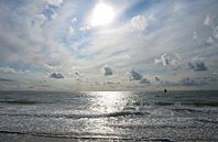 Zeeland, strand bij Zoutelande in tegenlicht van Rini Kools thumbnail