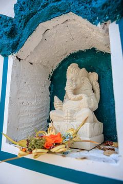 Ganesha, ergens in Ubud, Bali, Indonesië van Jeroen Langeveld, MrLangeveldPhoto