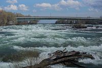 Niagara River leading up to the waterfalls