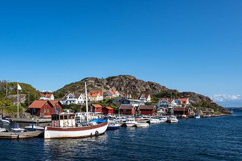 Uitzicht op het dorp Rönnäng in Zweden