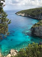 Clear blue sea with rocks