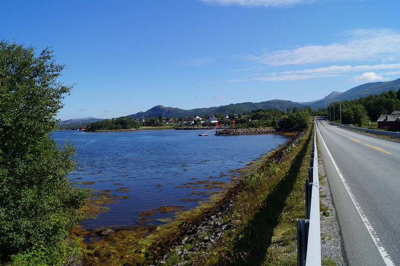 Straße bei Karvag van Bohnes Norwegenliebe