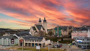 Blick auf die Stadt Plauen bei Sonnenuntergang, Sachsen Vogtland