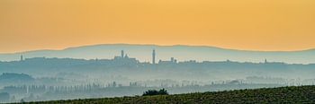 Panorama van Siena bij zonsondergang