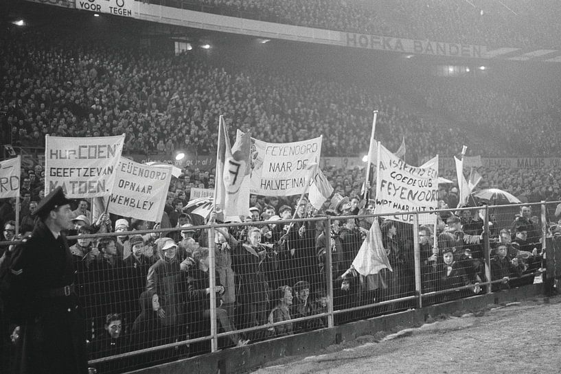 Feijenoord - Reims '63 II by Walljar