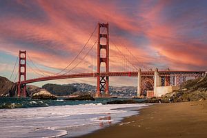 Golden Gate Bridge à Baker Beach à San Francisco, États-Unis