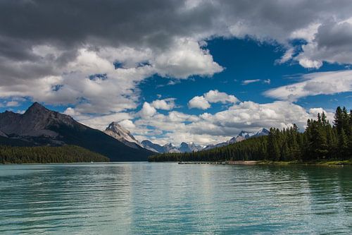 Maligne Lake