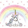 Eenhoorn met regenboog en hartjes van Debbie van Eck
