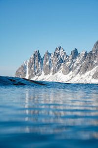 Devils Peaks bei Senja im Winter von Leo Schindzielorz