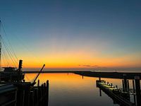 Nach Sonnenuntergang im Hafen von Harlingen.