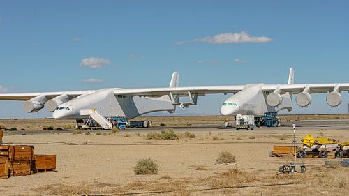 Stratolaunch gespot in de Mojavewoestijn.