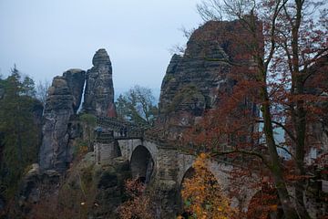 Pont Bastei (Montagnes de grès de l'Elbe / Suisse saxonne) sur t.ART