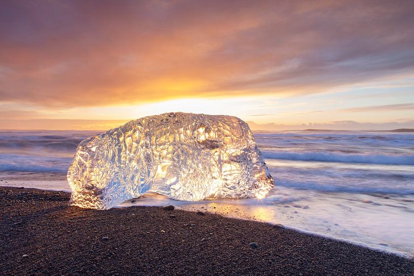 Brokken ijs op het strand van Sven-Erik Arndt