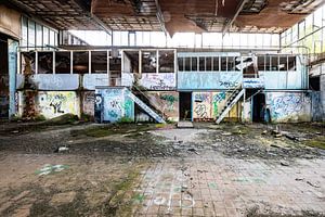 Büroetage in alter Montagehalle - Lost Place Alter Flugplatz Rangsdorf