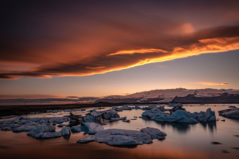 Coucher de soleil doré à jokulsarlon par Gerry van Roosmalen