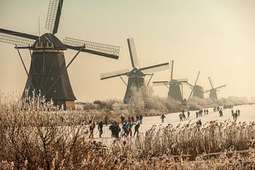 Schlittschuhlaufen für die Windmühlen von Kinderdijk