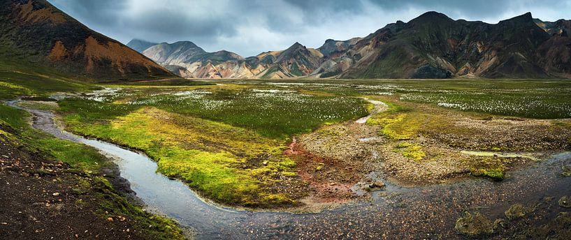 Vondugiljaaurar river Panorama by Wojciech Kruczynski
