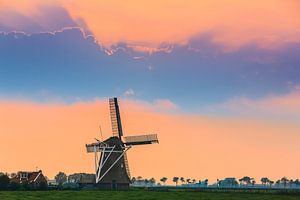 Sonnenuntergang bei Mühle Koningslaagte, Zuidwolde von Henk Meijer Photography