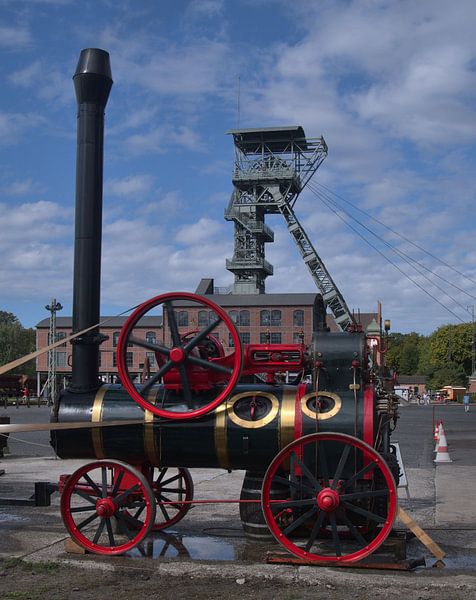 Stoommachine met opwindtoren van Edgar Schermaul