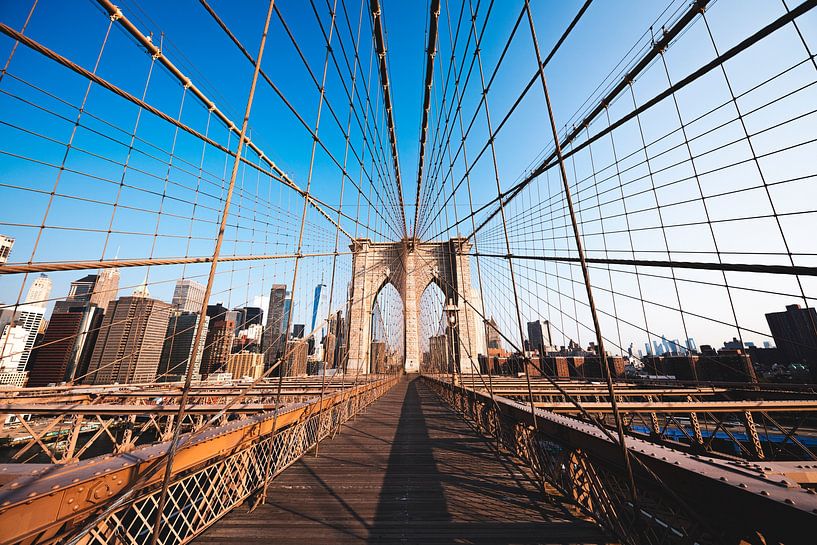 Ochtend op de Brooklyn Bridge, New York City van Sascha Kilmer