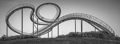 Panorama Tiger & Turtle – Magic Mountain in Zwart-Wit, Duisburg