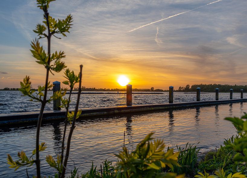 Sonnenuntergang am See von michael regeer