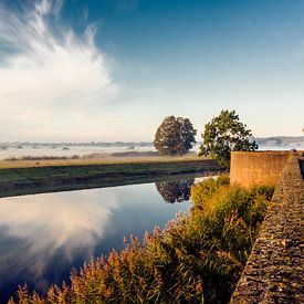 autumn morning sur Vione van Leeuwen