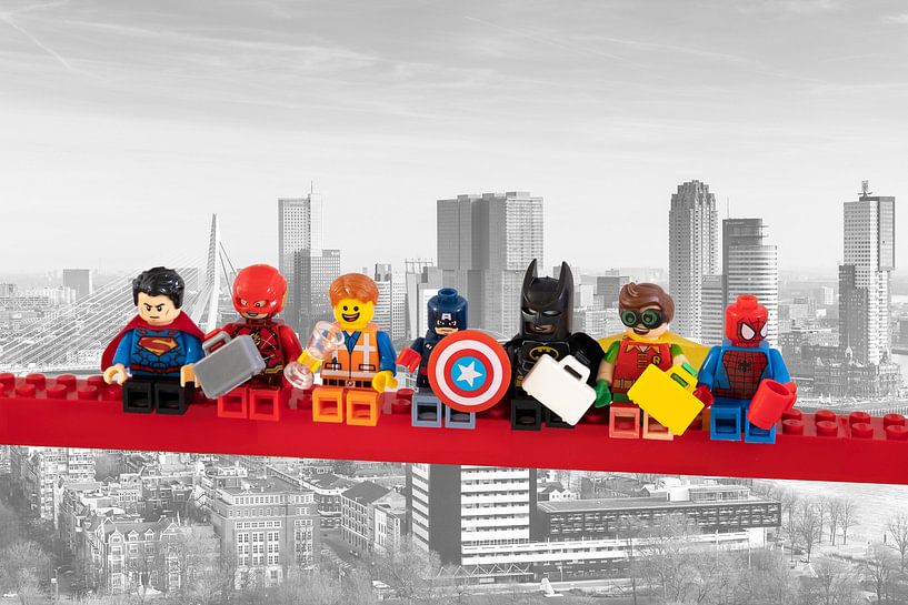 Lunch atop a skyscraper Lego Super Heroes - Men - Rotterdam van Marco van Arend op canvas, behang en meer