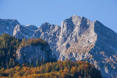Vue de l'Obersee sur la face est du Watzmann,