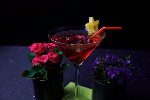 Rum ontmoet citroen framboos en sinaasappel. Heerlijke en fruitige cocktails geserveerd in een glas