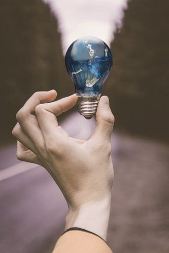 Gefangen - Surrealistischer Druck