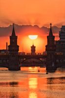 Berlijn Oberbaumbrücke zonsondergang
