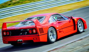 Ferrari F40 Supercar auf der Rennstrecke von Zandvoort