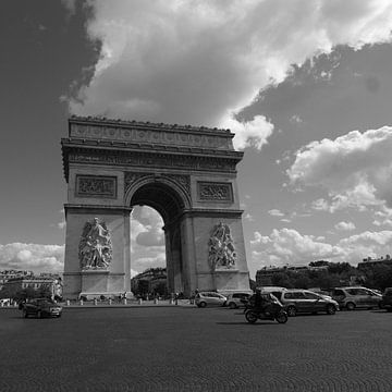 Arc de Triomphe in zwart wit by ticus media
