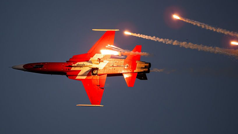 The Patrouille de Suisse deploying its flares by Dennis Janssen