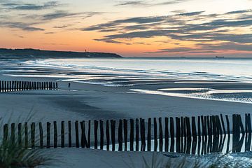 Sonnenuntergang an der Opalküste von Frans Bouman