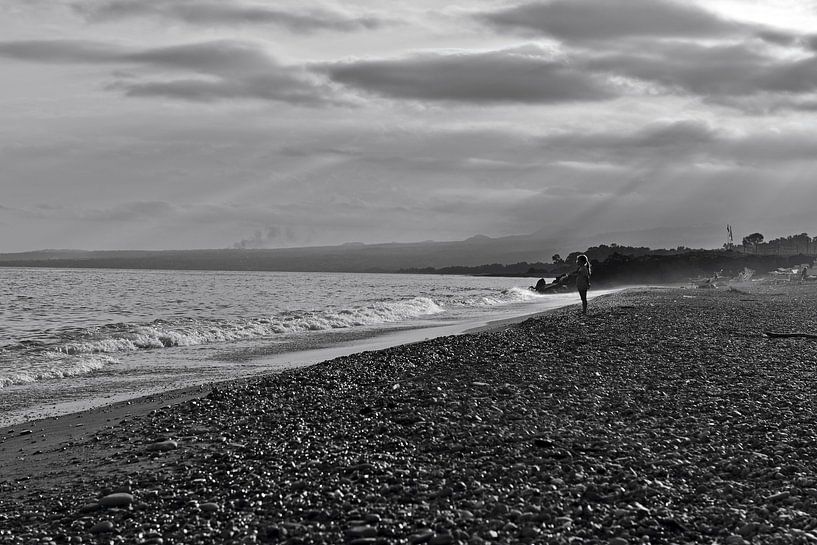 Radiant, dramatic evening light on the coast of Sicily - monochrome by Silva Wischeropp