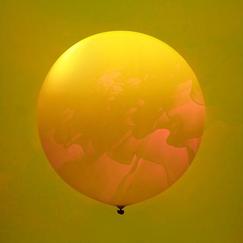 De Ballon. Oranje feest. Minimalisme.