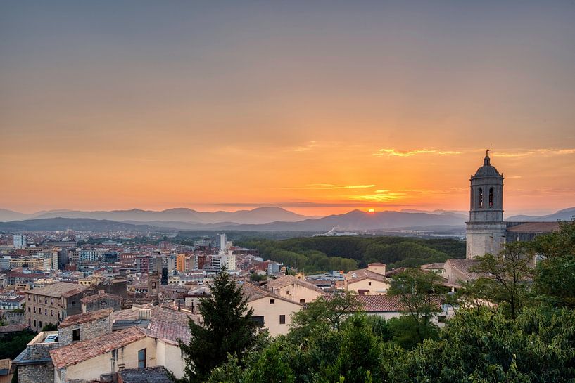Sonnenuntergang in Girona von Anton Osinga