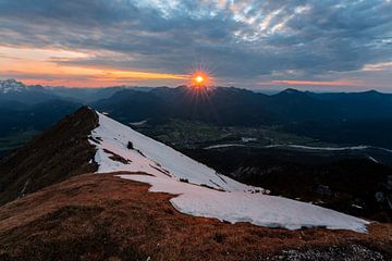 Sonnenuntergang über den Oberbayern von Leo Schindzielorz