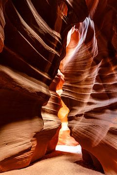 Tanz des Lichts im Antelope Canyon von Peter Hendriks