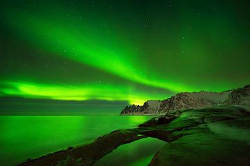 Aurora boven Ersfjord van Wojciech Kruczynski
