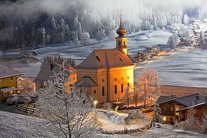 Die Pfarrkirche in Flachau