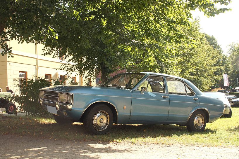 Ford Consul by Anja Bagunk
