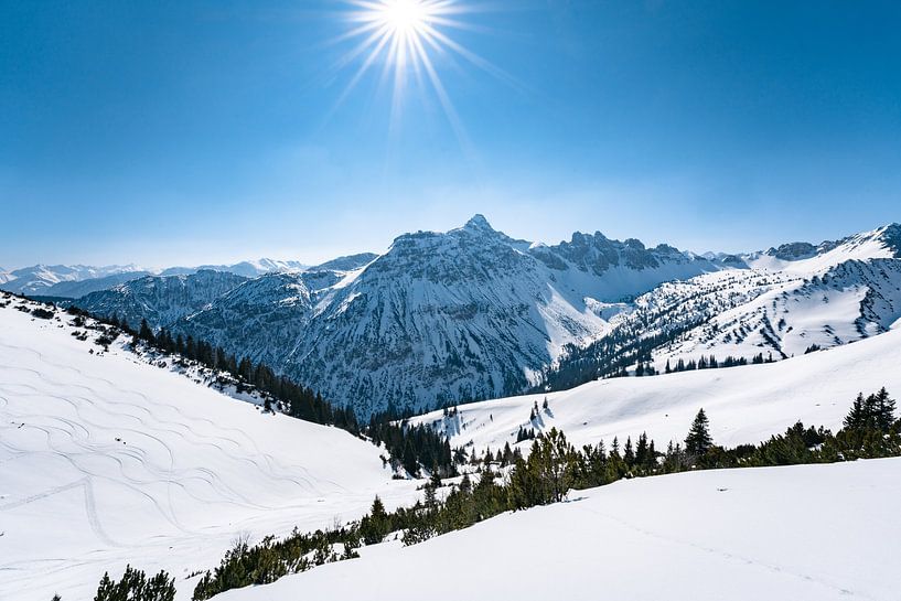 Winter view in the Tannheimer mountains by Leo Schindzielorz