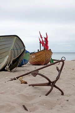 Oostzee - Vissersboten op het strand van Kölpinsee (Usedom) van t.ART